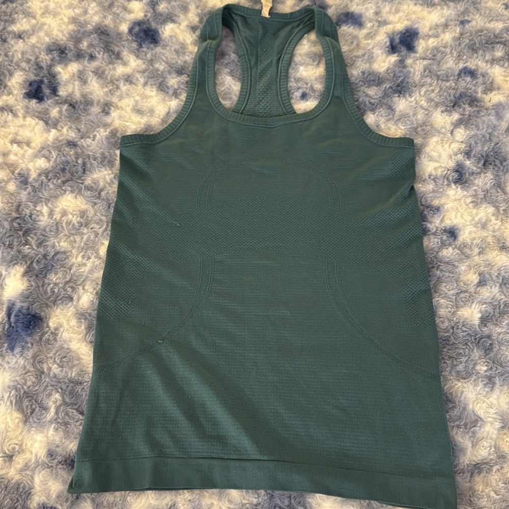 Lululemon Tank #318 - Picture 2 of 4